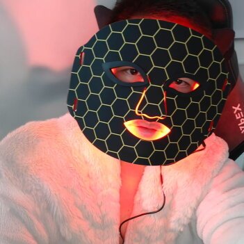 Omnilux Red Light Face Mask image